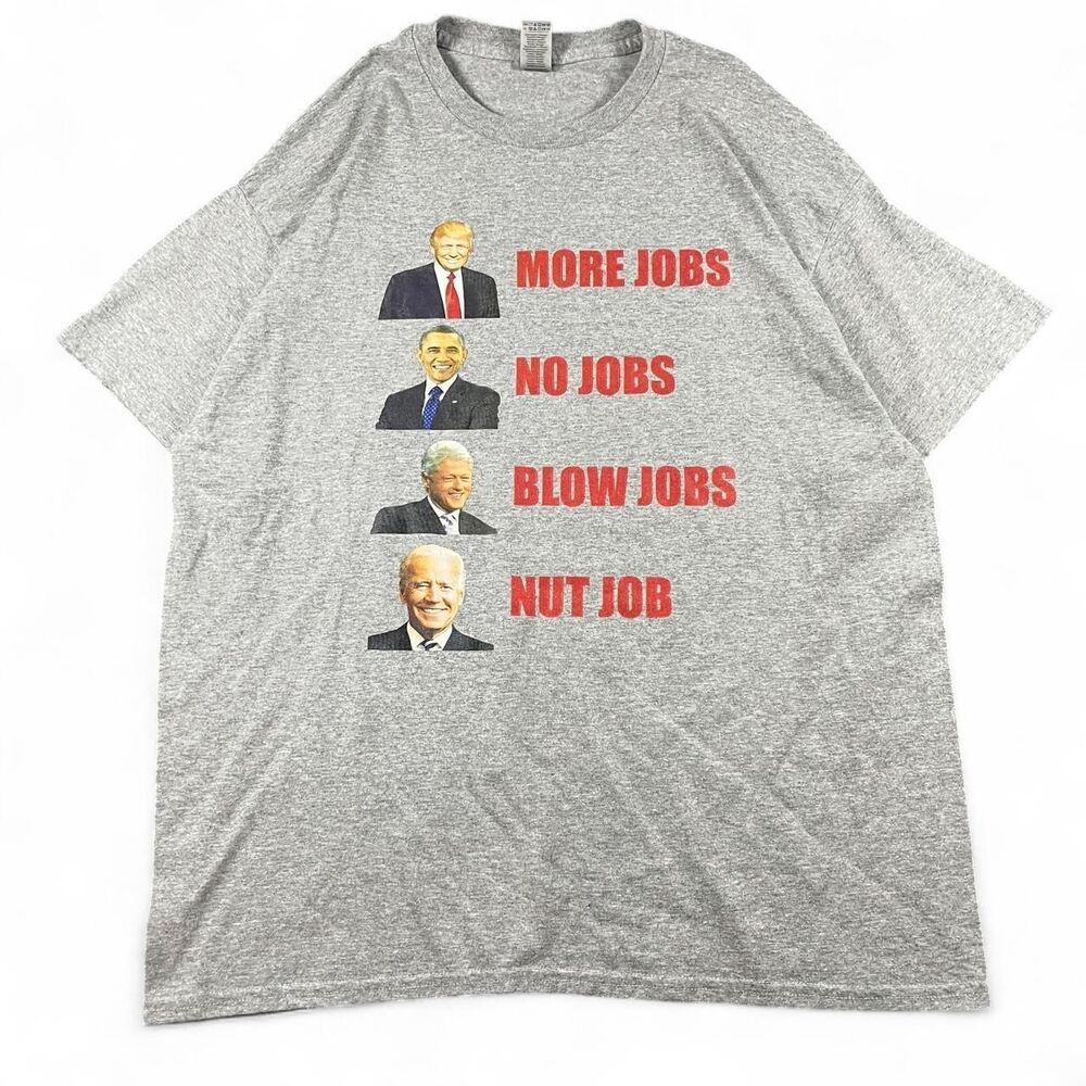 Gildan Men's Grey T-shirt